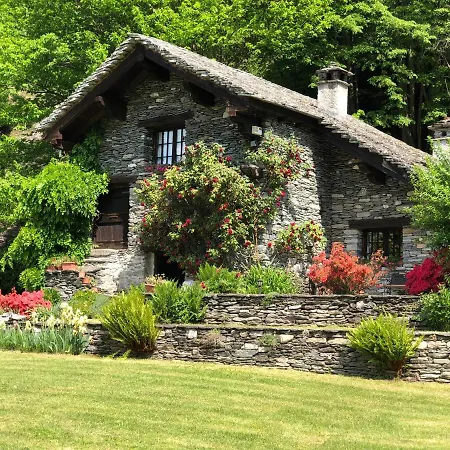 Le Primule Apartamento Piedilago